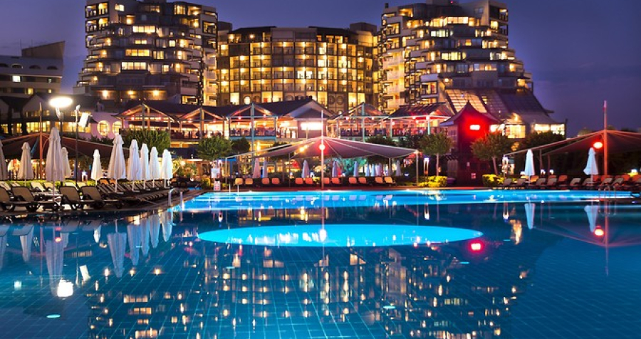 Limak Lara Deluxe Hotel & Resort